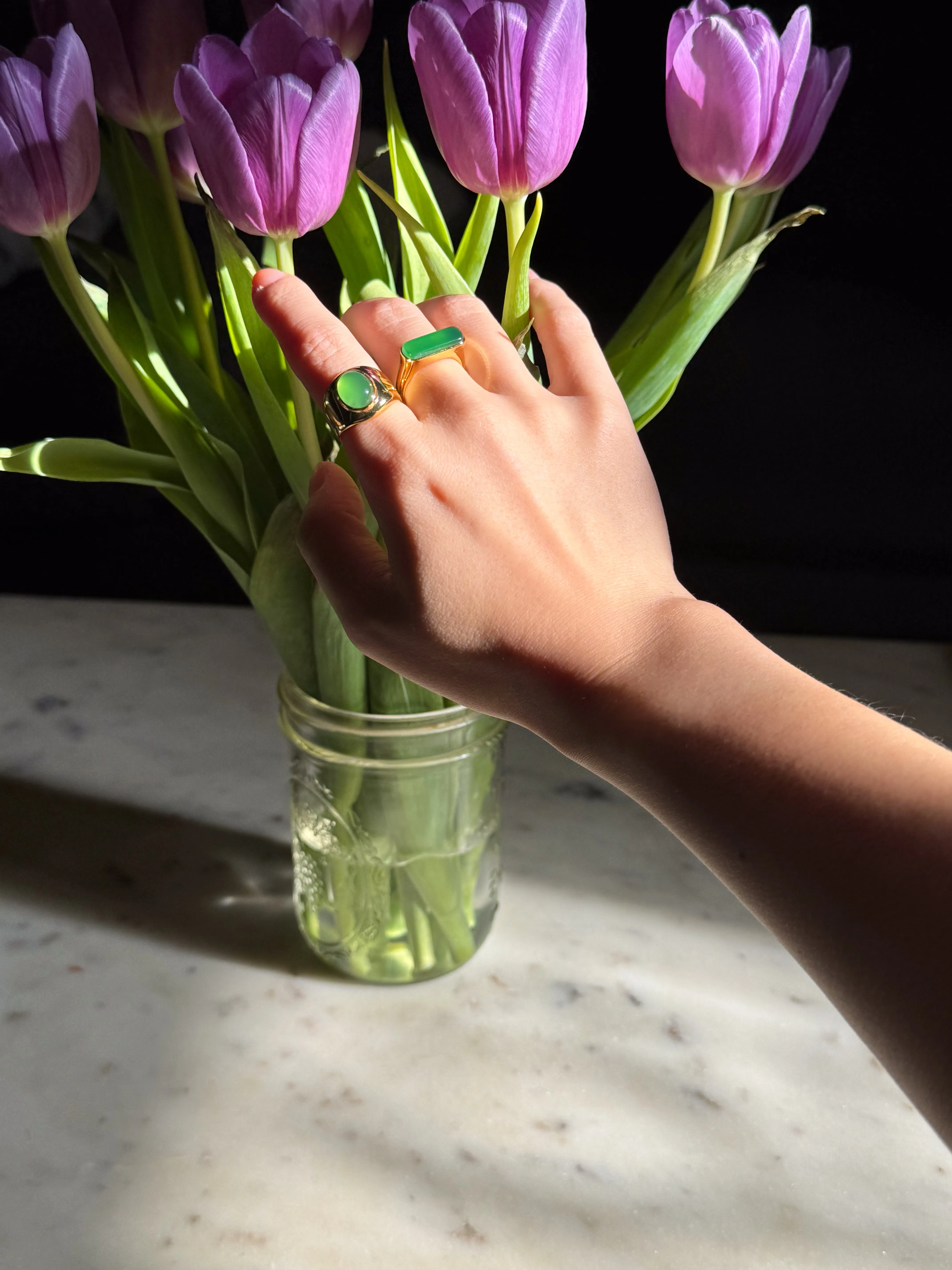 Bar — Slim rectangular signet ring