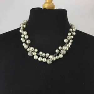 Chaps White/Silver Beaded Necklace