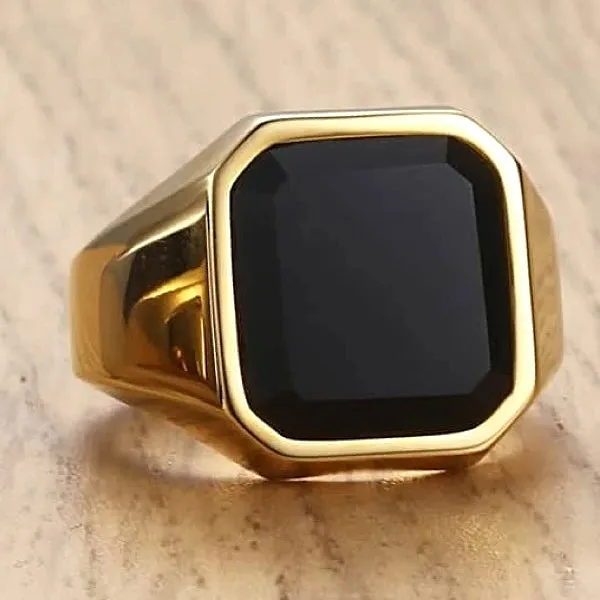 Classy Men Gold Square Signet Ring