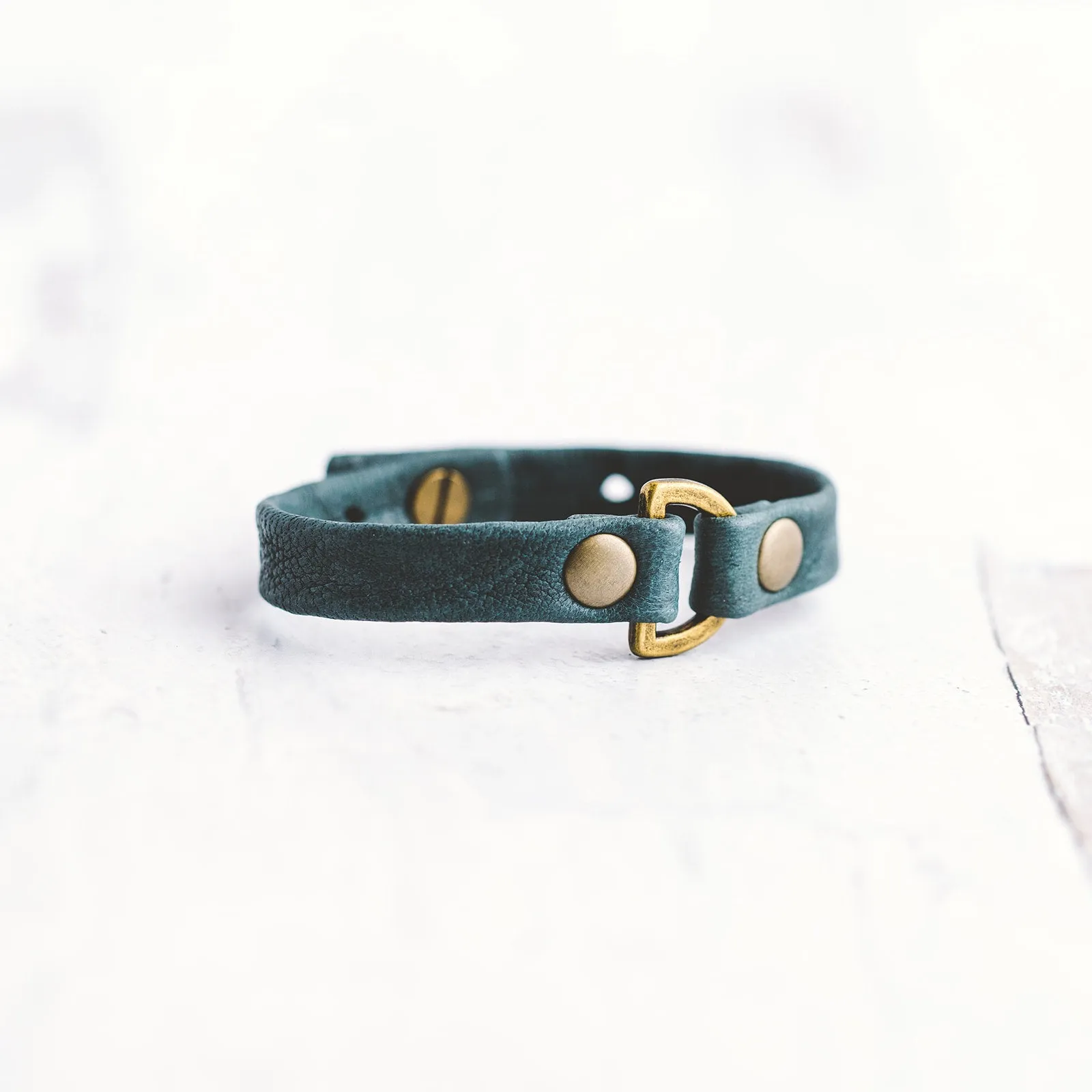 Men's Do Good Bracelet - Antique Brass