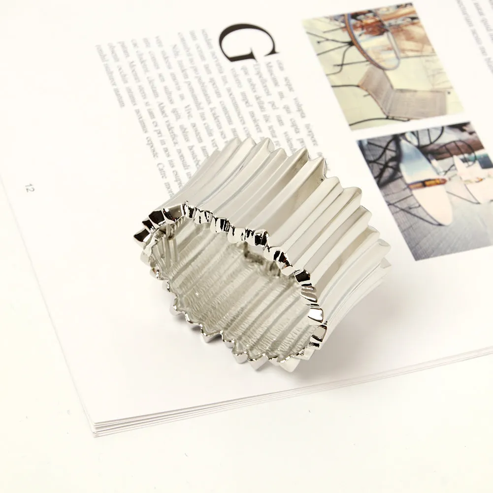 Sisslia Wholesale Popular Fashion Ladies Jewelry Irregular Bracelet Exaggerated Wide Zinc Alloy Bracelet For Women