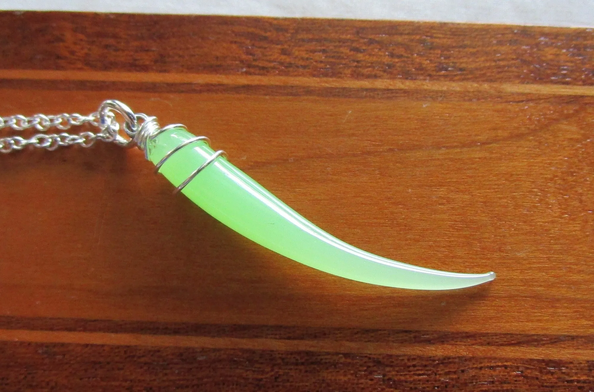 Vintage Green Opaline UV Vaseline Glass Horn Pendant Necklace